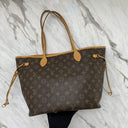 Louis Vuitton Monogram Neverfull MM New Version W/pouch
