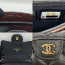 Portcard Chanel SLG Classic Flap cu lanț din piele Caviar, negru