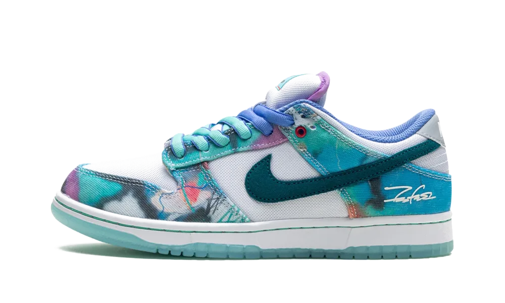 Nike SB Dunk Low Futura Laboratories Bleached Aqua (HF6061-400