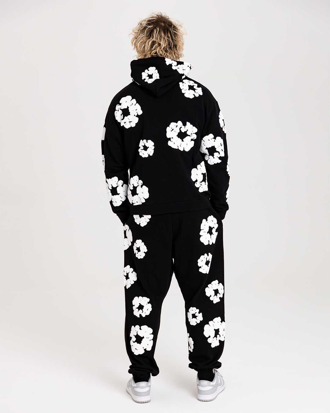 Denim Tears The Cotton Wreath Hanorac Negru - True to Sole