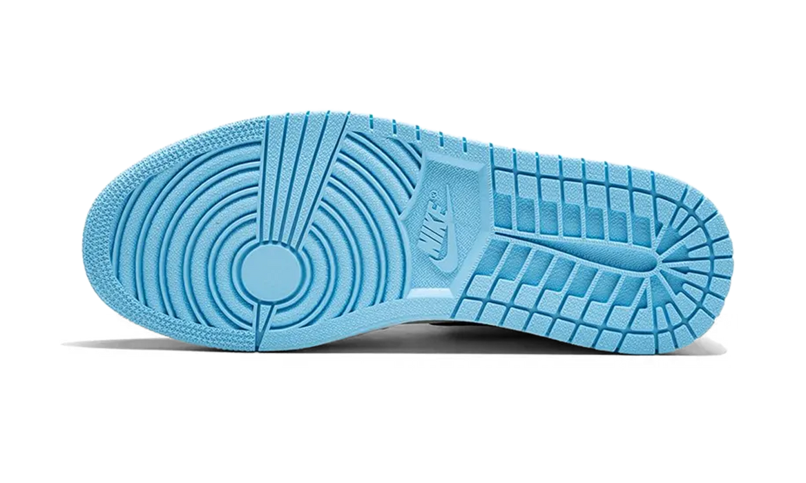 Air Jordan 1 High OG Unc Patent Leather