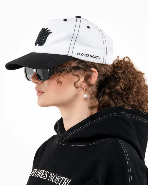 Flores Nostri The Boxy Fit Hat White/Black