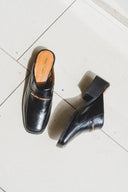 Anne Thomas Morris Mules Black