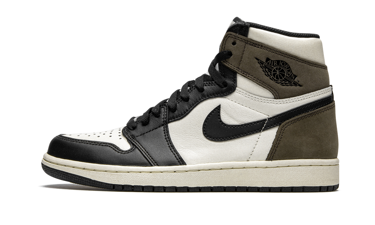 jordan 1 mocha hibbett sports
