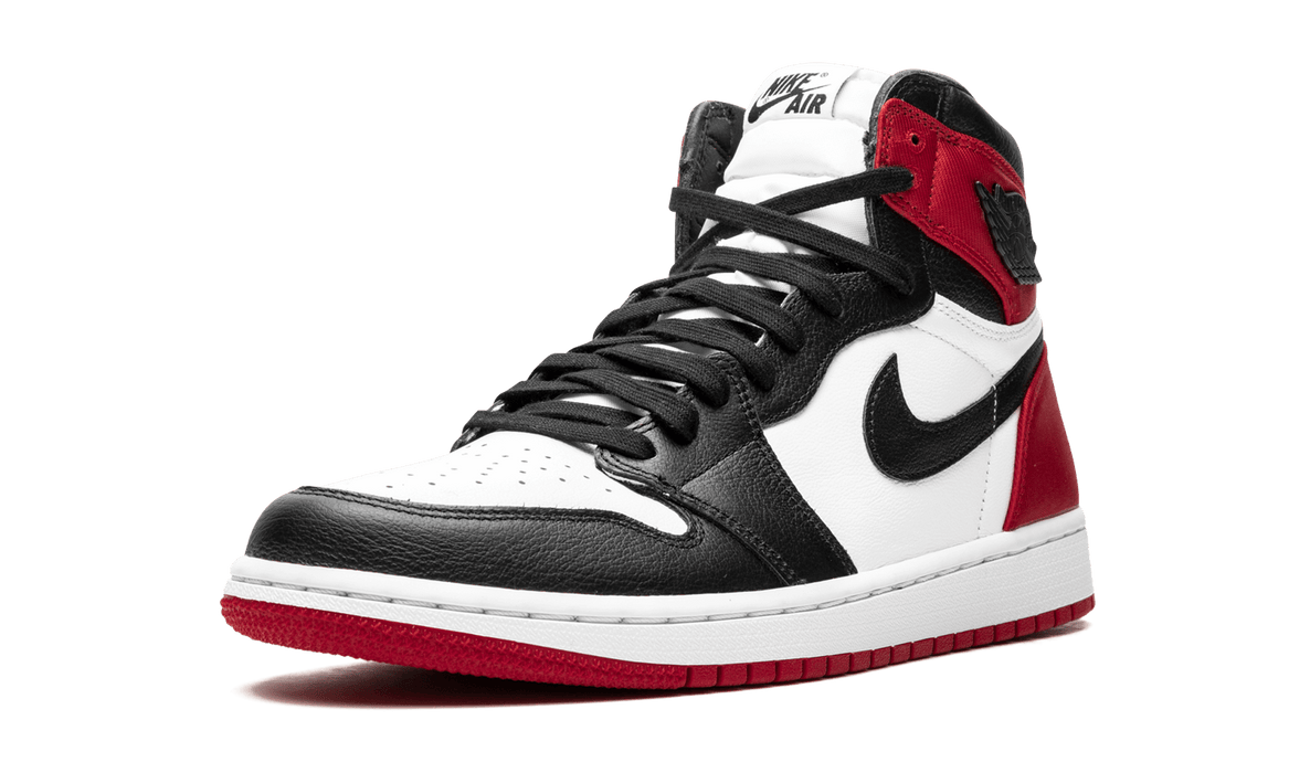 Air Jordan 1 High OG Satin Black Toe