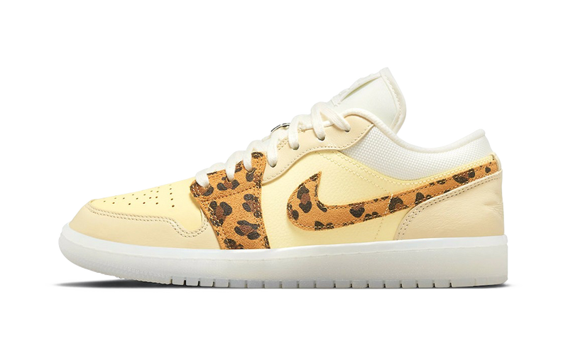 Air Jordan 1 Low SNKRS Day (DN6998-700) - True to Sole