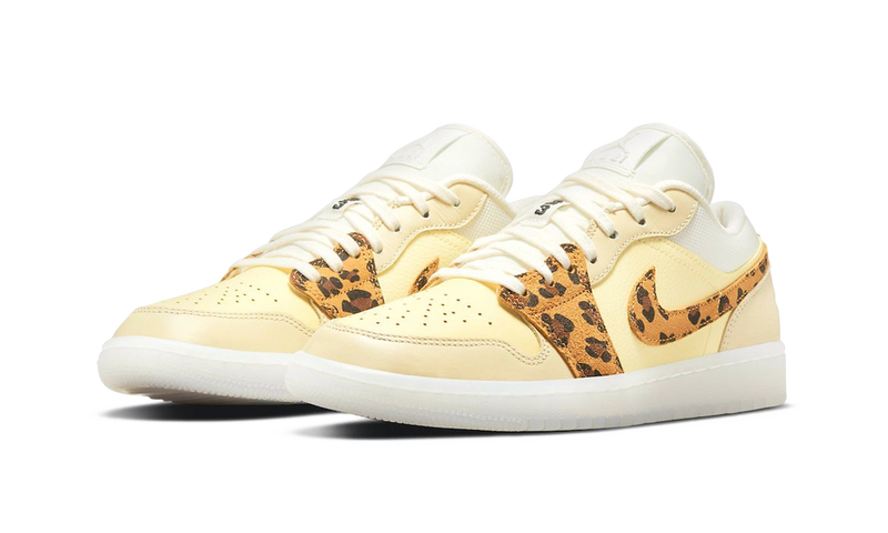 Air Jordan 1 Low SNKRS Day (DN6998-700) - True to Sole