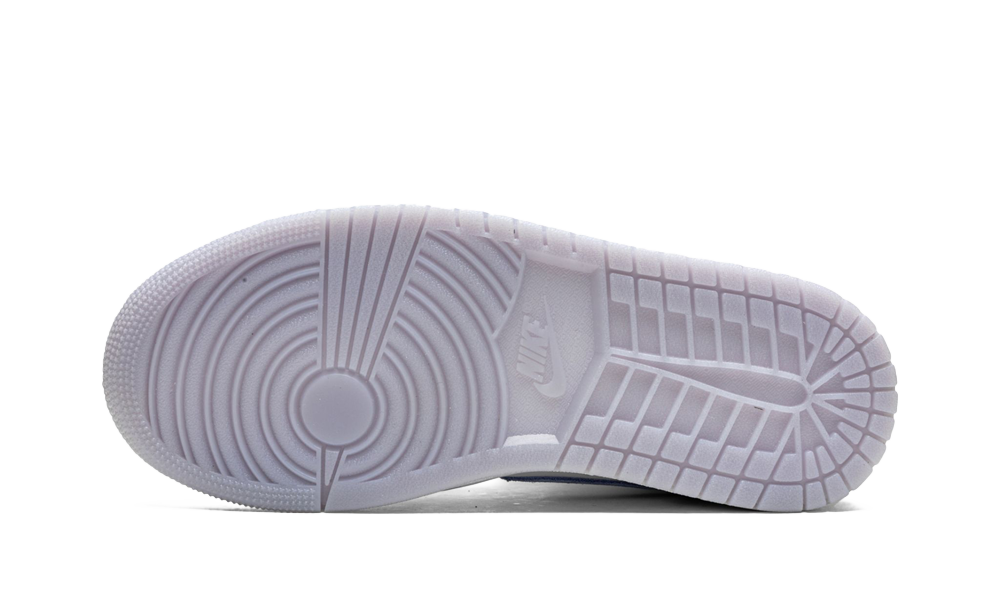 Air Jordan 1 Mid 'Wolf Grey Aluminum' - True to Sole
