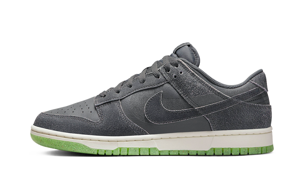 Nike Dunk Low Halloween (2022) (DQ7681-001) - True to Sole